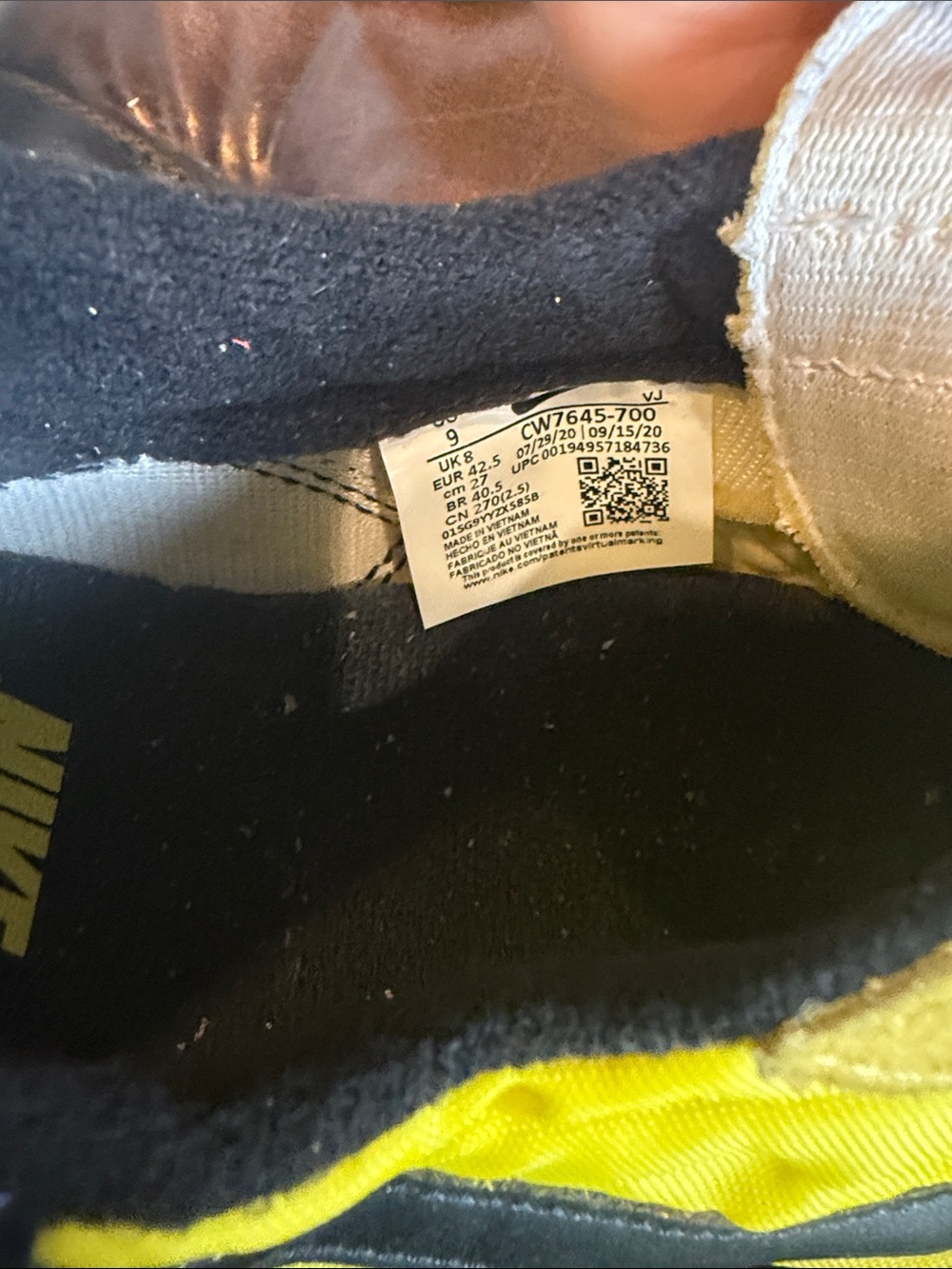 Nike Yellow and Black Low-Top Sneaker Pair - Picture 2 of 4